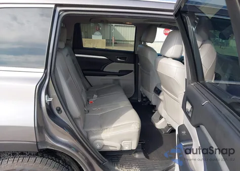 2015 Toyota Highlander Xle V6 from USA, damaged, VIN 5TDKKRFH9FS094003